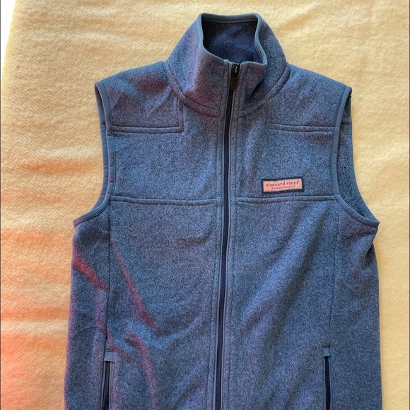 BOYS large Vineyard Vines Vest - Picture 2 of 7
